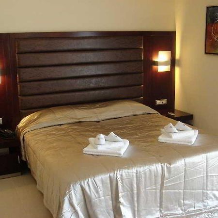 Socrates Hotel Karpathos Island Buitenkant foto